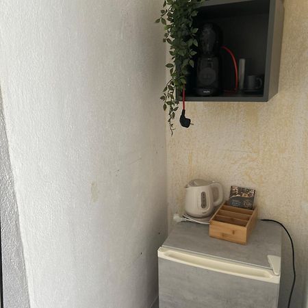Hotel Soba Za Odmor P&E Kaštel Štafilić Exterior foto